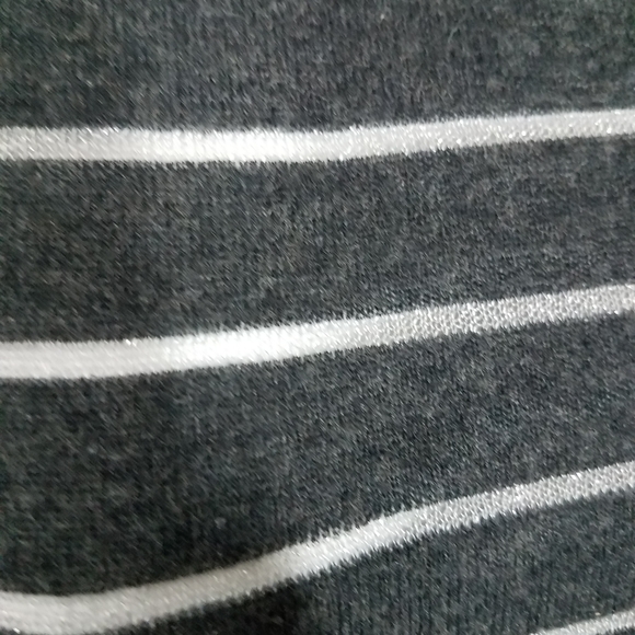 Express Gray Turtleneck Sweater - Picture 3 of 9